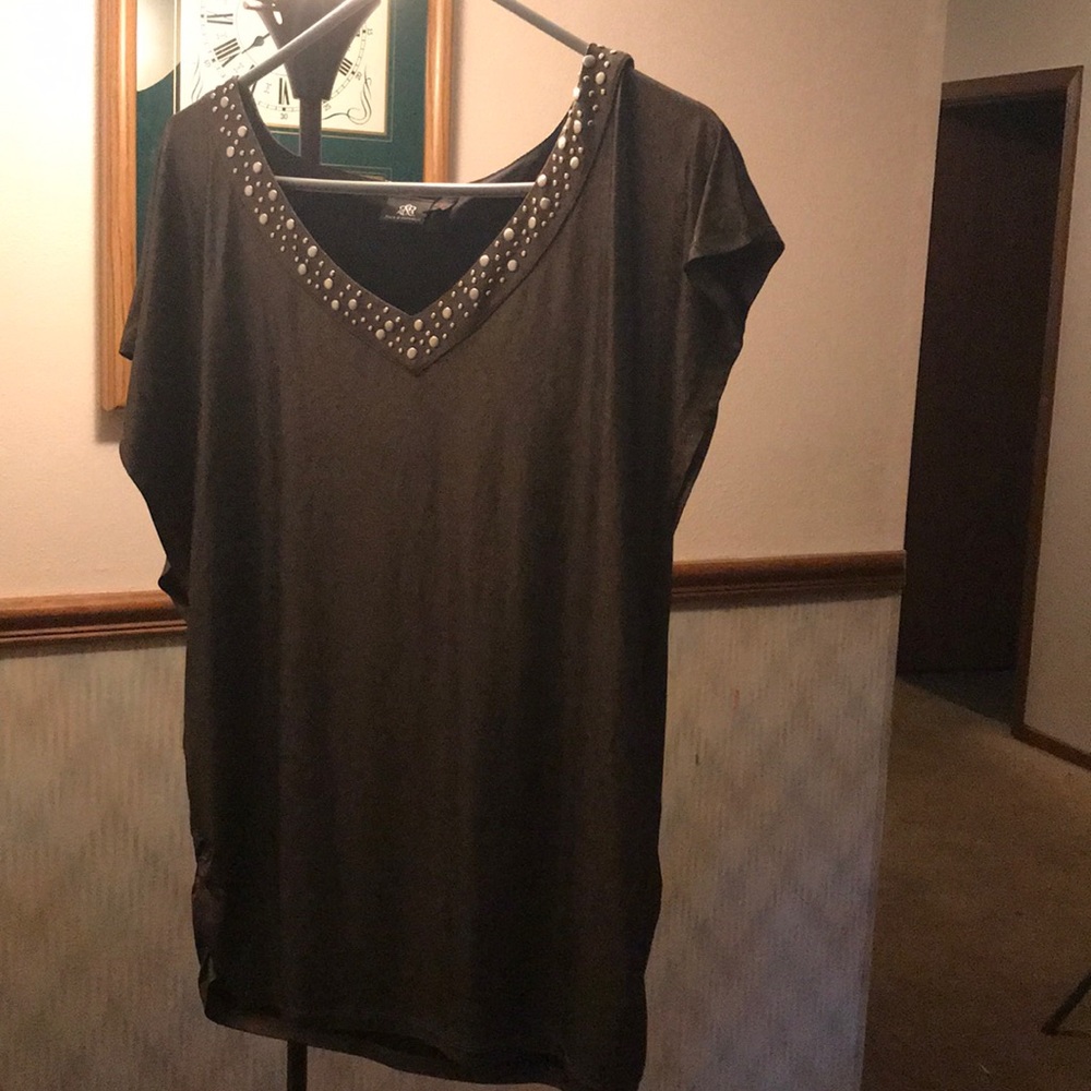 Gold shirt